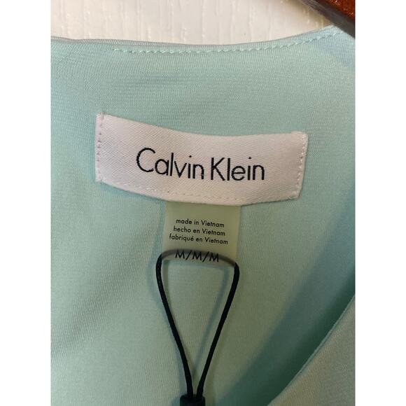 Calvin Klein Seafoam Sleeveless Pleated Neck Blouse Size Medium NWT - Picture 3 of 8
